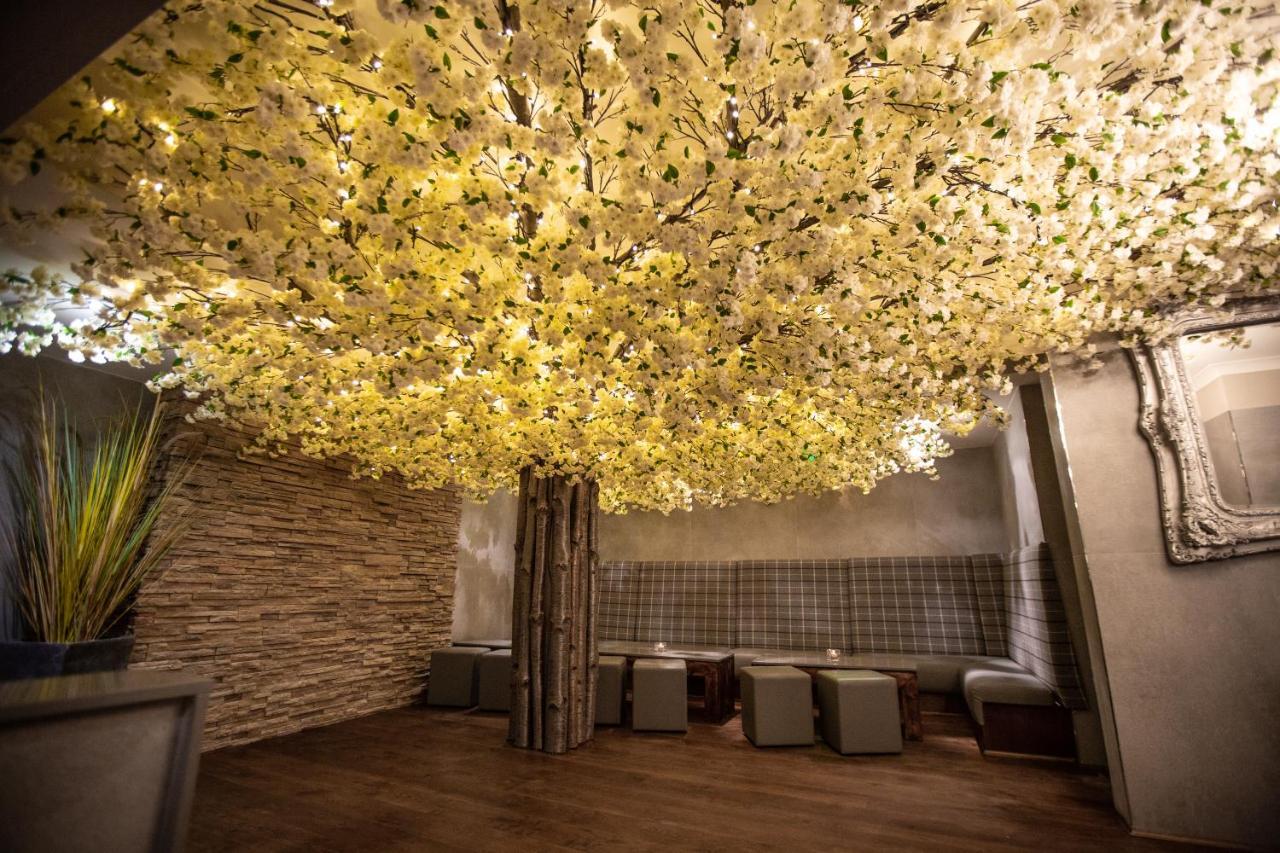 The Crown Hotel Bawtry-Doncaster Dış mekan fotoğraf