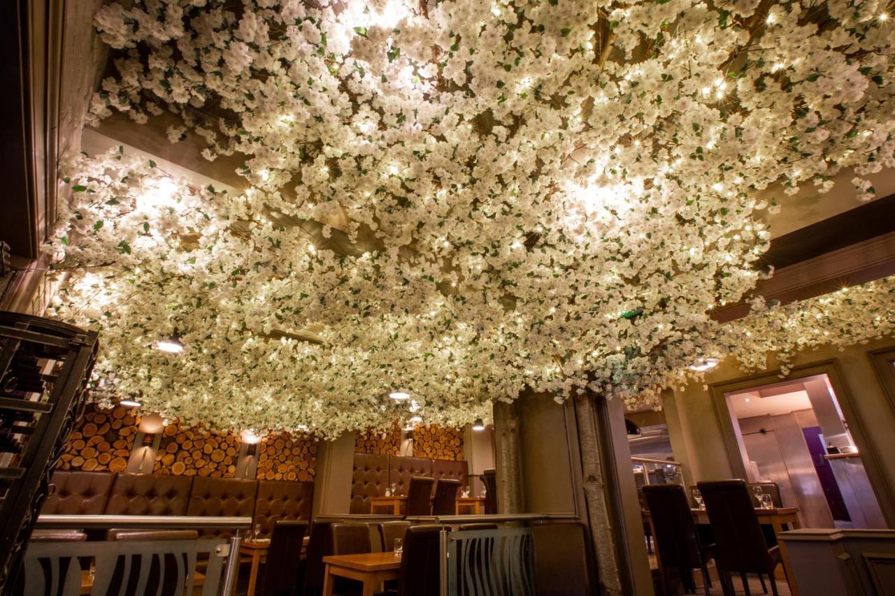 The Crown Hotel Bawtry-Doncaster Dış mekan fotoğraf