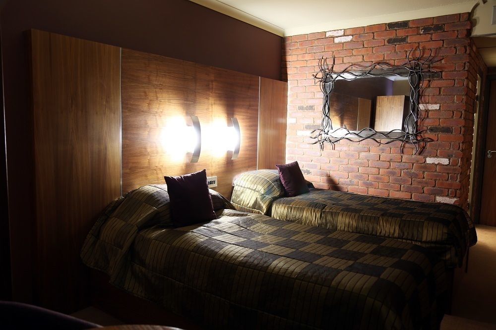 The Crown Hotel Bawtry-Doncaster Dış mekan fotoğraf