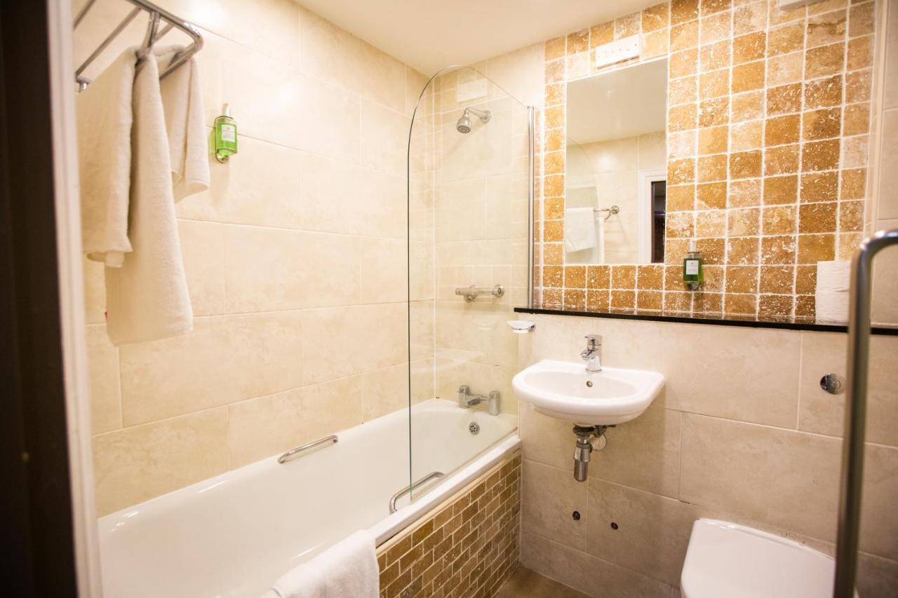 The Crown Hotel Bawtry-Doncaster Dış mekan fotoğraf
